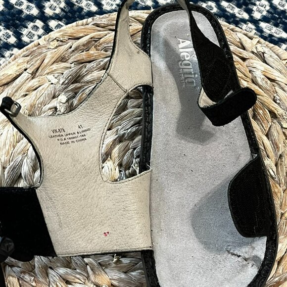 Alegria‎ Vik Black Shimmer Tooled Leather Trellis Sandals Size 10/11 US 41EU - Picture 5 of 10